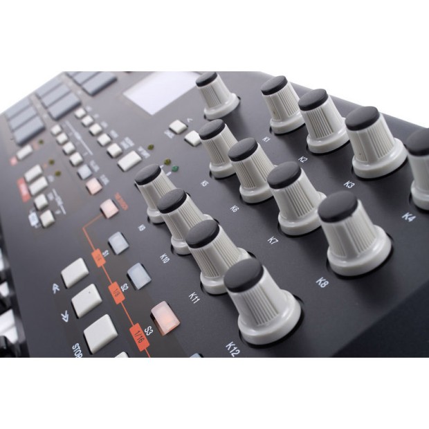 میدی کنترلر آکایی AKAI MPK25