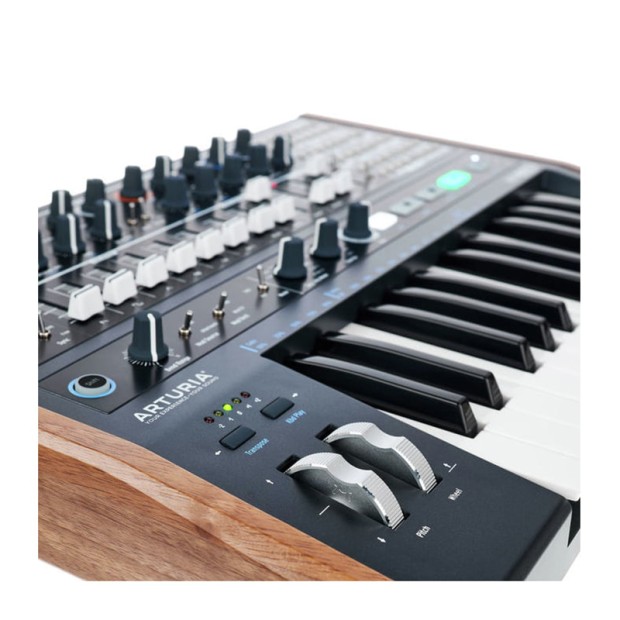 سینتی سایزر آرتوریا Arturia MiniBrute 2