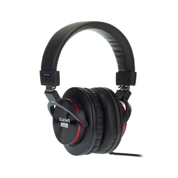 کارت صدا فوکوسرایت Focusrite Scarlett Solo Studio 3rd Gen Recording Bundle