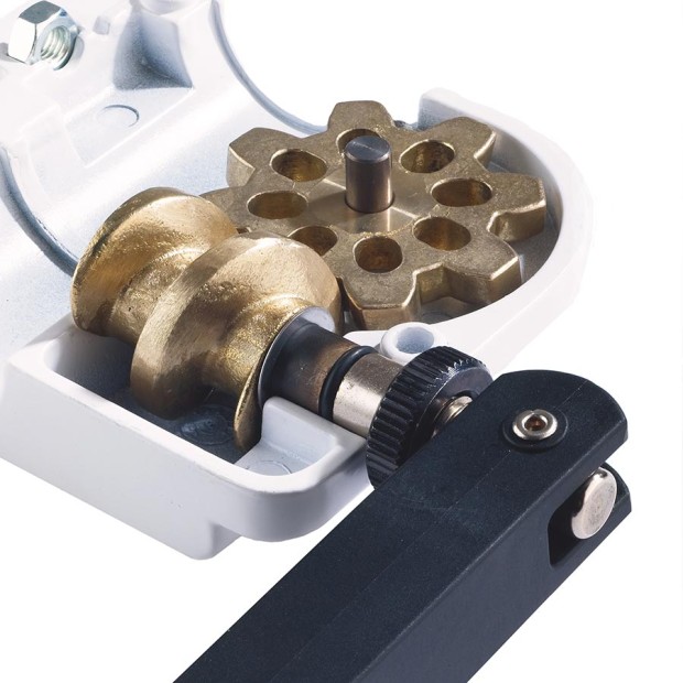 پایه اسپیکر کی اند ام K&M 21300-009-55