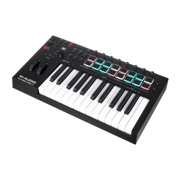 میدی کنترلر ام آدیو M-Audio Oxygen Pro 25