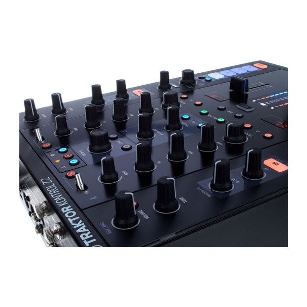 میکسر دی جی نیتیو اینسترومنتز Native Instruments Traktor Kontrol Z2