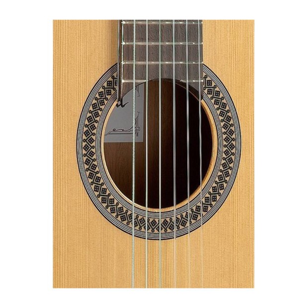 گیتار کلاسیک الحمرا Alhambra 2C Cedro