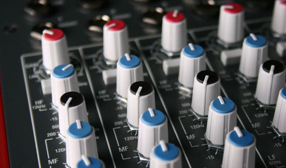 Allen & Heath ZED-16FX میکسر صدا