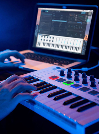 Arturia MiniLab MkII میدی کنترلر
