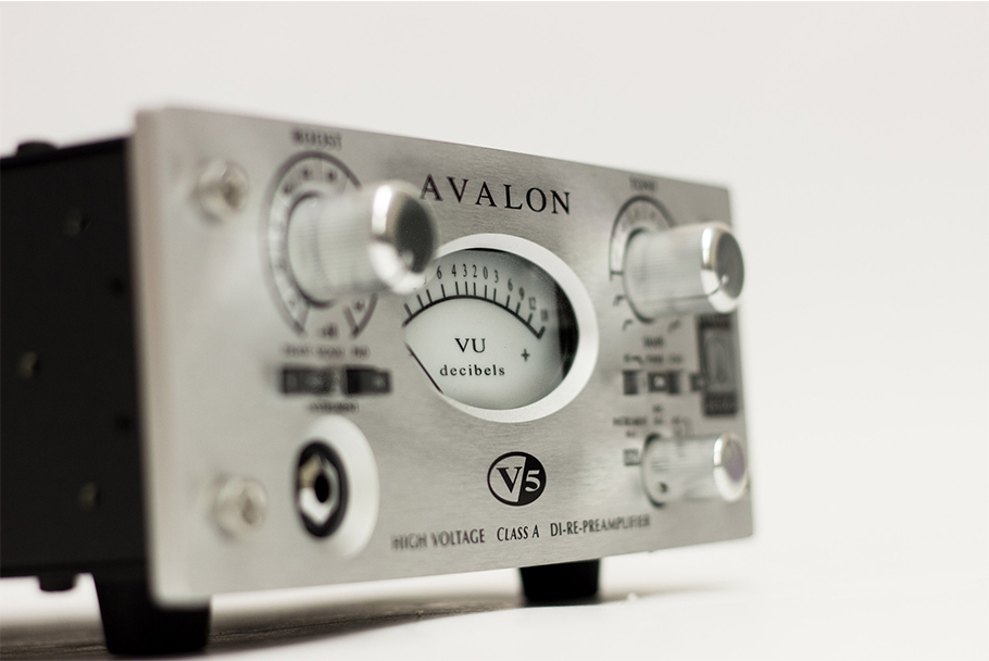 Avalon V5 پری آمپ