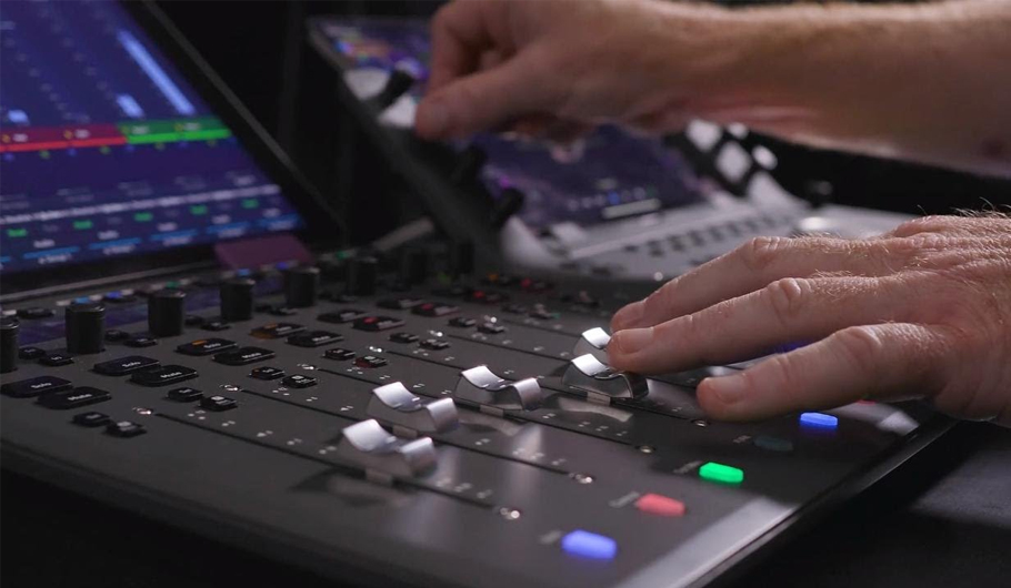 کنترلر نرم افزار Avid S1