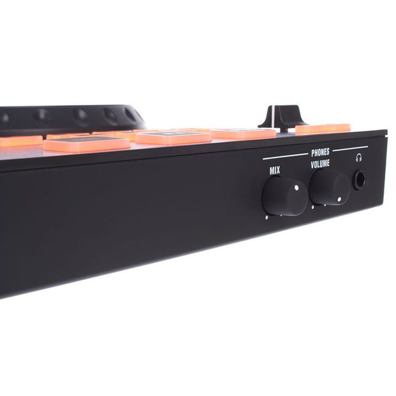 دی جی کنترلر بهرینگر Behringer CMD Studio 4A