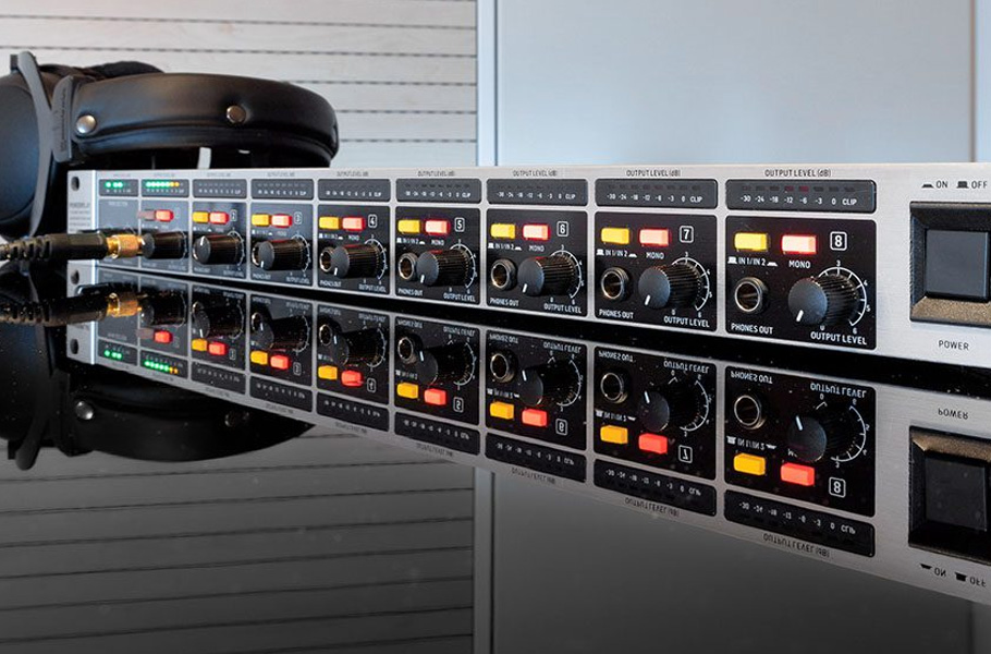 آمپلی فایر هدفون Behringer HA8000 V2
