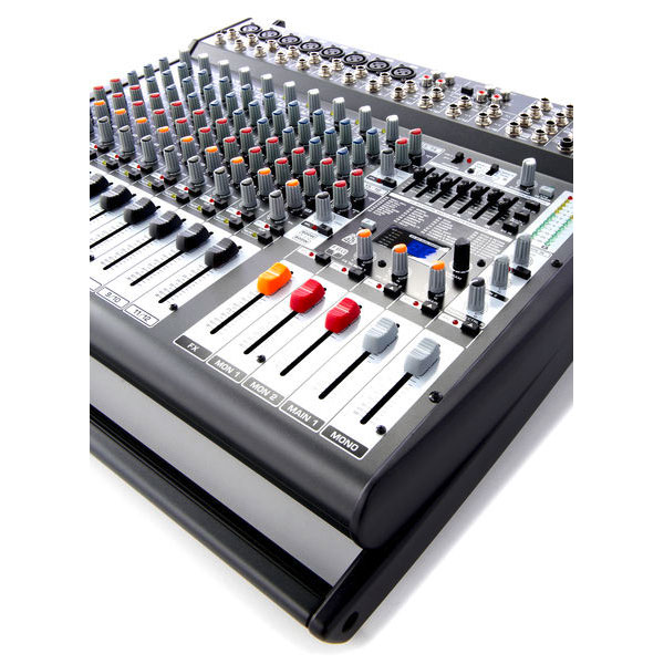 پاور میکسر بهرینگر Behringer PMP4000