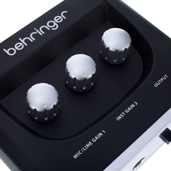 کارت صدا بهرینگر Behringer U-Phoria UM2