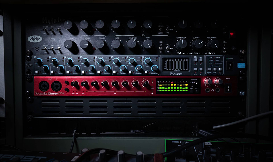 کارت صدا مخصوص سیستم عامل مک Focusrite Clarett 8Pre
