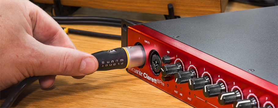 کارت صدا مخصوص سیستم عامل مک Focusrite Clarett 8Pre