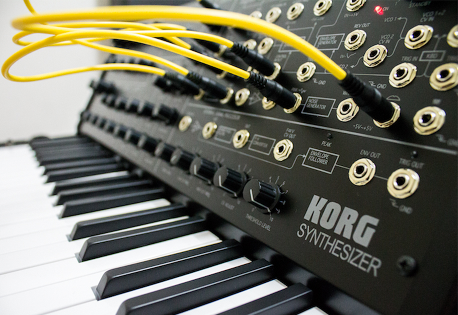 KORG MS-20 Mini سینتی سایزر
