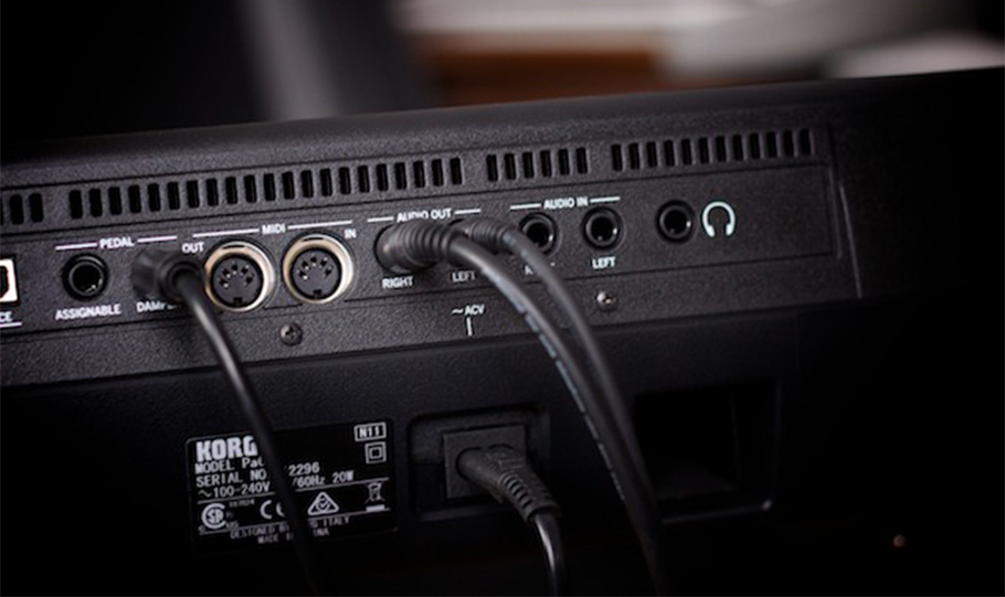KORG Pa600QT کیبورد ارنجر موسیقی