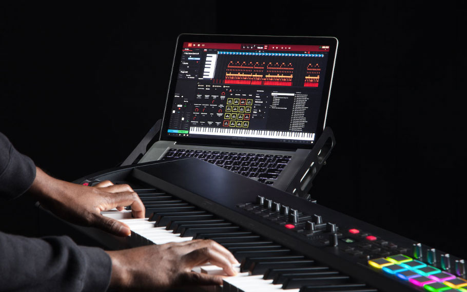 میدی کنترلر M-Audio Hammer 88 Pro