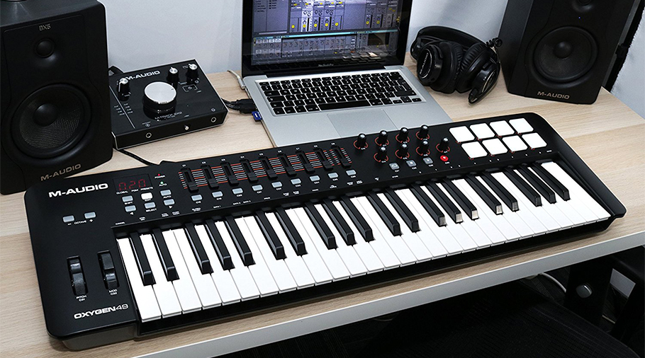 M-Audio Oxygen 49 New میدی کنترلر