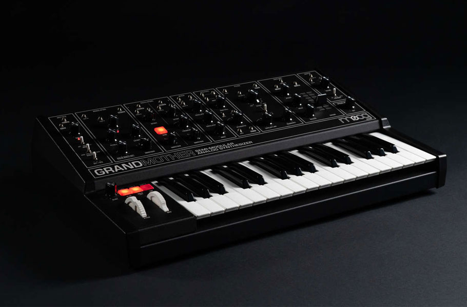 سینتی سایزر Moog Grandmother