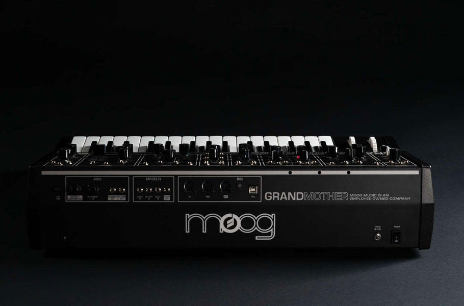 سینتی سایزر Moog Grandmother
