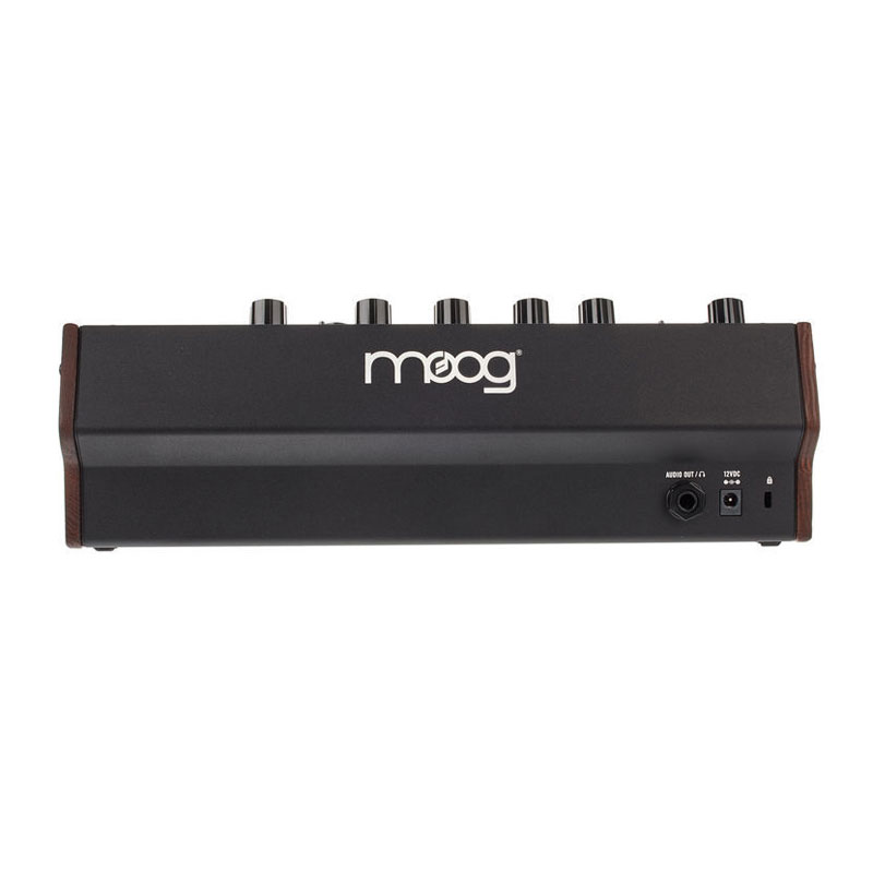 سینتی سایزر موگ Moog Mother-32