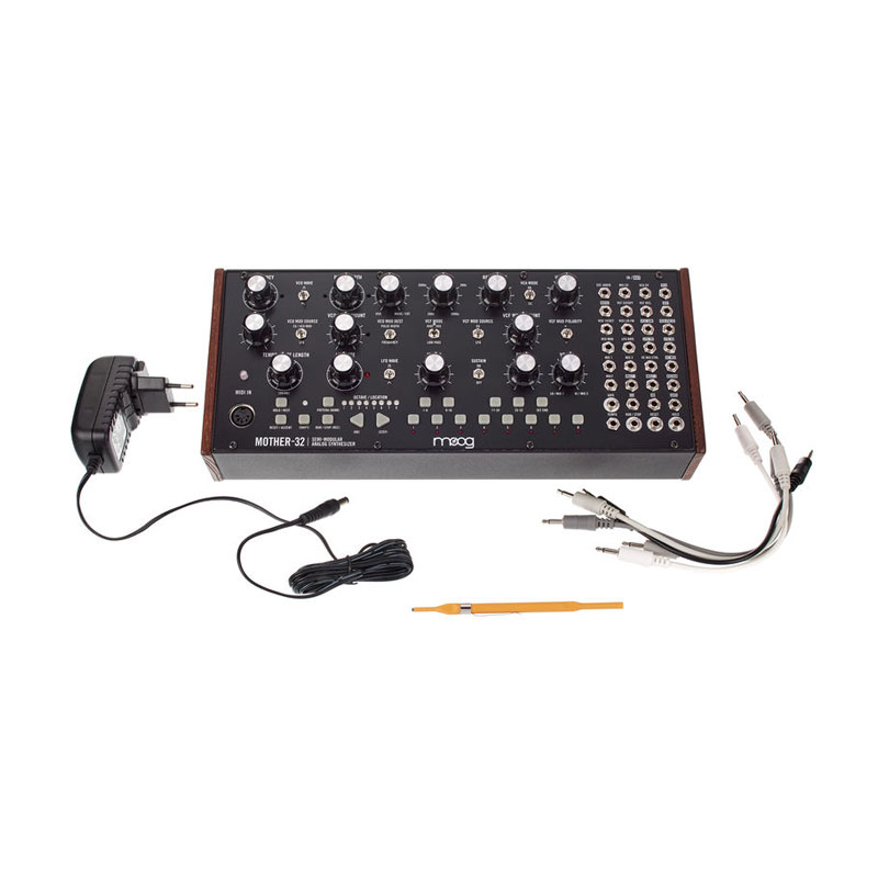 سینتی سایزر موگ Moog Mother-32