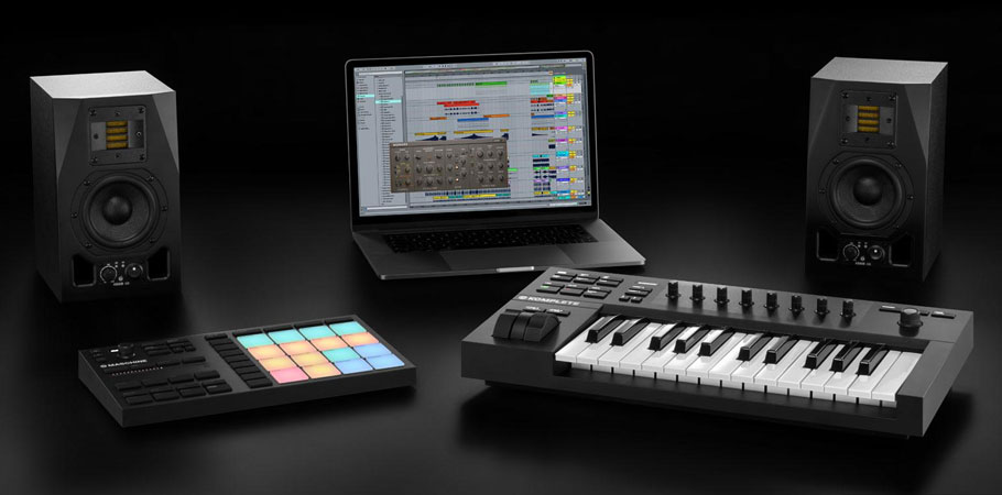 میدی کنترلر Native Instruments Komplete Kontrol A25
