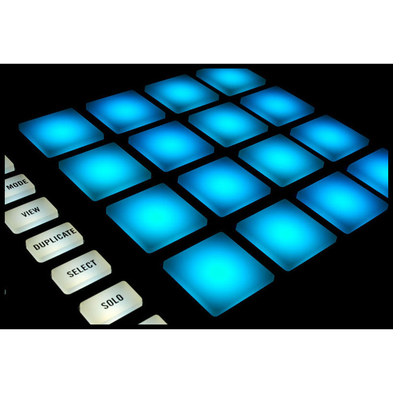 دی جی کنترلر نیتیو اینسترومنتز Native Instruments Maschine Mikro MKII Black