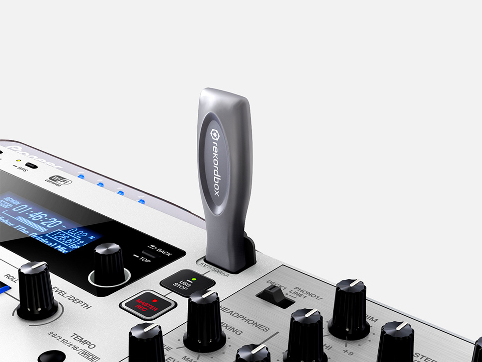 Pioneer XDJ AERO White دی جی همه کاره