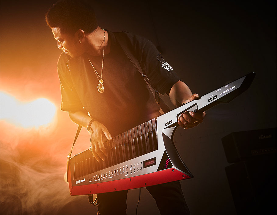 سینتی سایزر Roland AX Edge