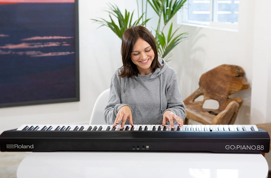 پیانو دیجیتال Roland Go:Piano 88
