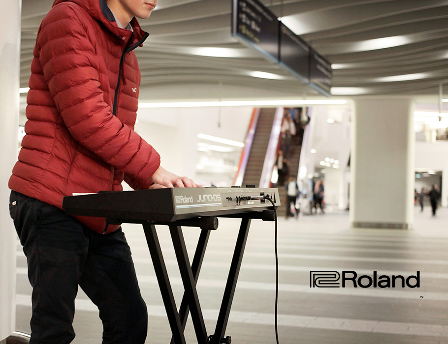 Roland JUNO-DS61 سینتی سایزر
