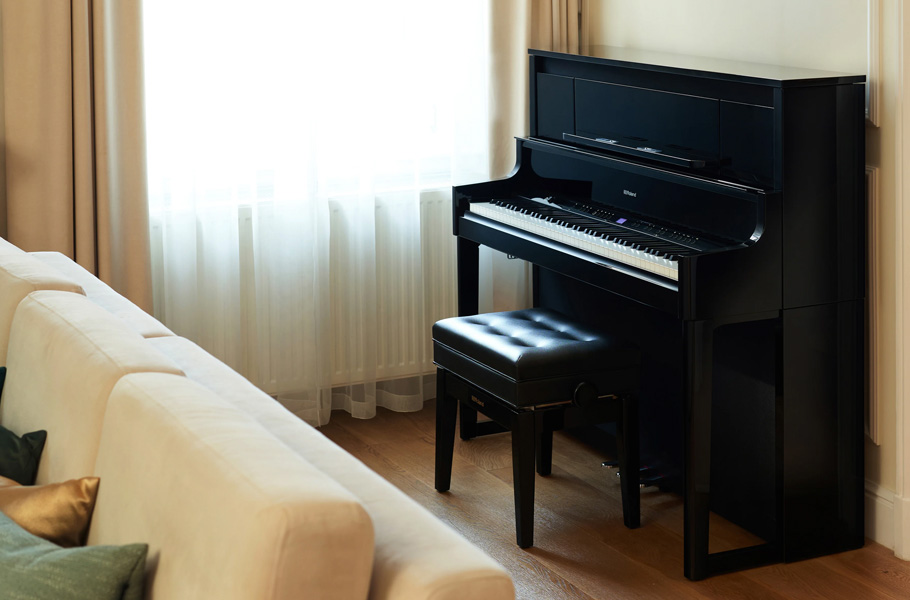پیانو دیجیتال Roland LX 9