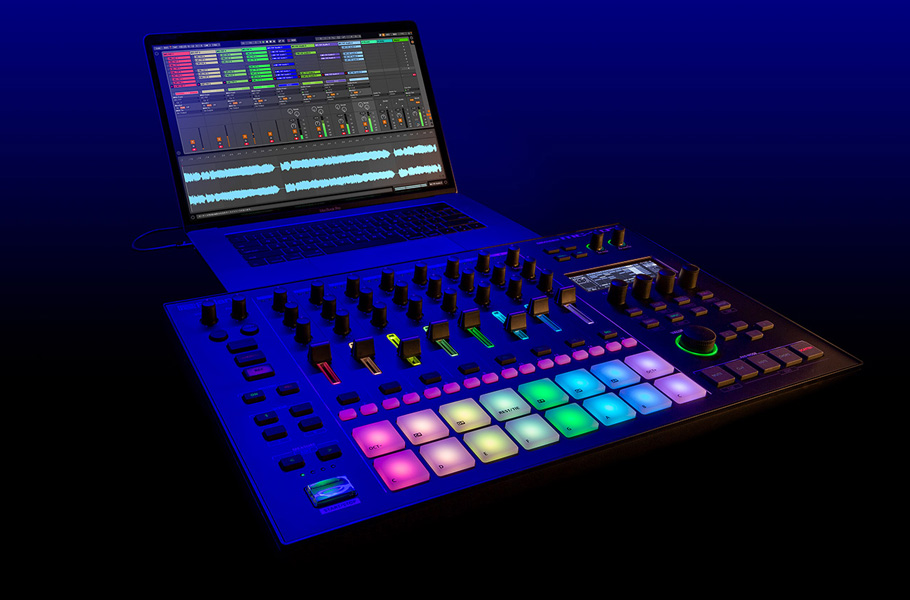 Roland MC-707