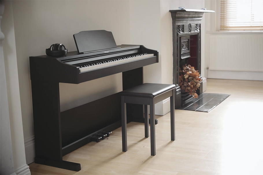 Roland RP102-BK پیانو دیجیتال