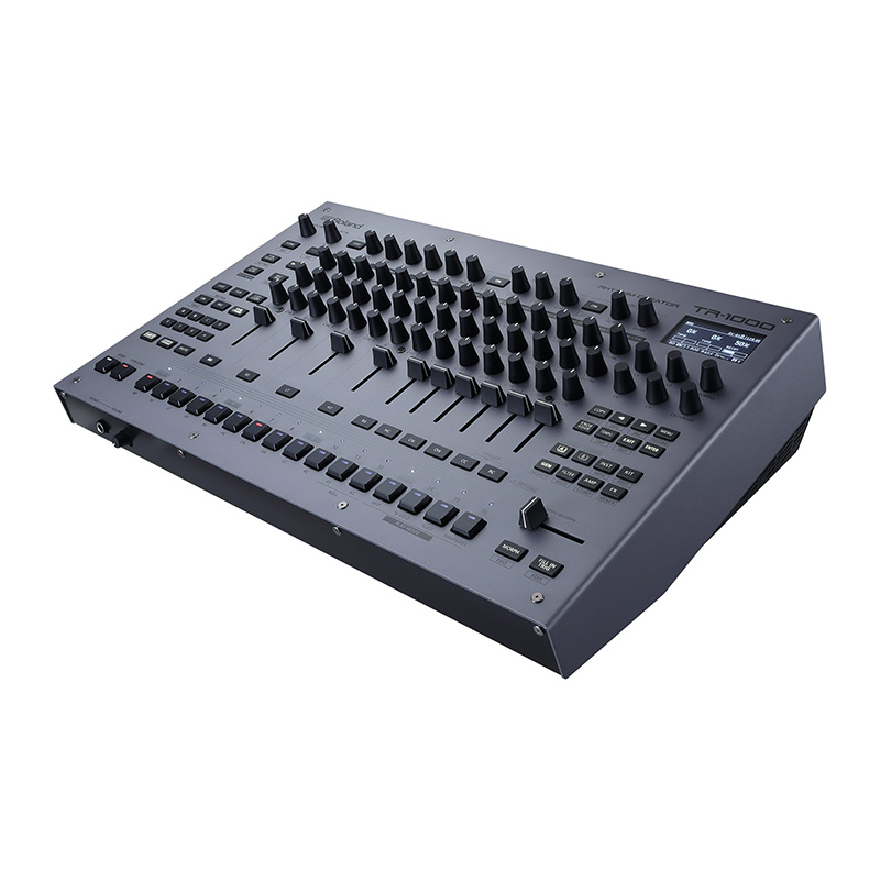 سینتی سایزر رولند Roland TR-1000