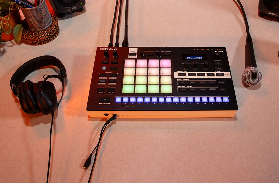 ورک استیشن Roland Verselab MV-1