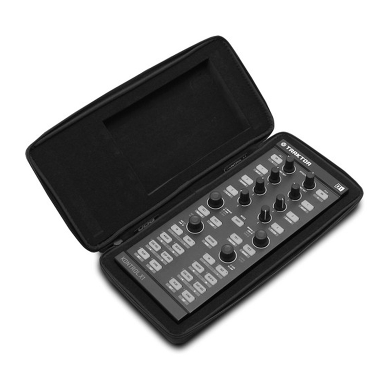 Traktor Kontrolهاردکيس    UDG UDG U8410 BL