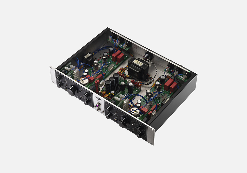 Universal Audio 2-610 پری آمپ