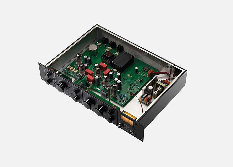 Universal Audio LA-610 MkII پری آمپ