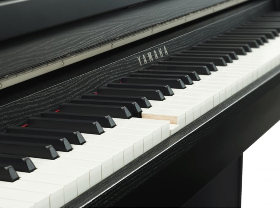 Yamaha CLP-685  پیانو دیجیتال